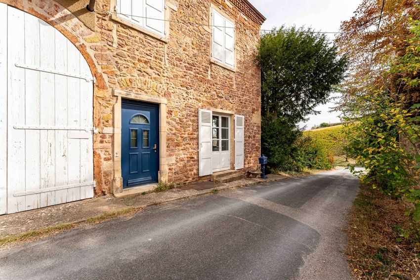 Image Façade à  maison individuelle de Salles-Arbuissonnas-en-Beaujolais