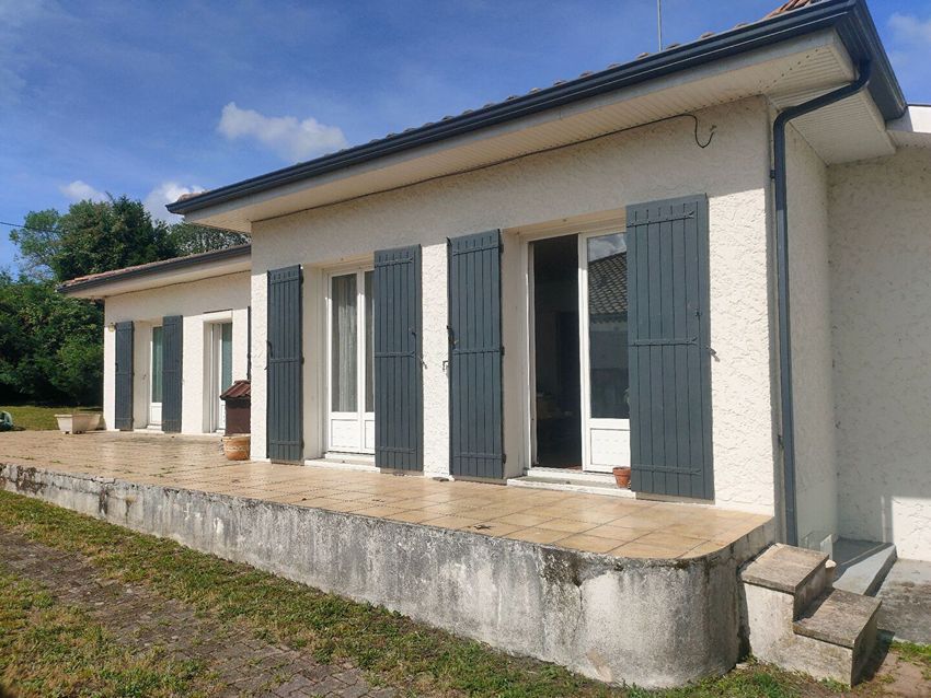 Image Façade à  maison individuelle de Pompignac