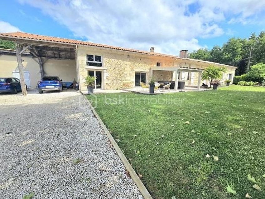 Image Façade à  maison individuelle de Clérac