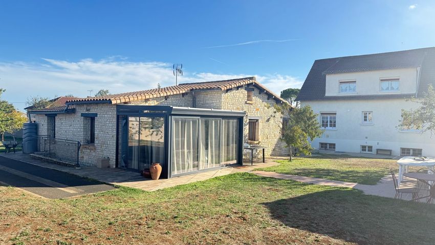 Image Façade à  maison individuelle de Magné