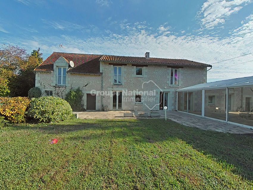 Image Façade à  maison individuelle de Rilly-sur-Vienne