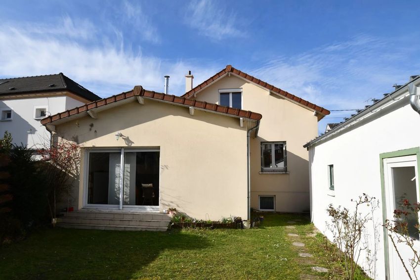 Image Façade à  maison individuelle de Tremblay-en-France