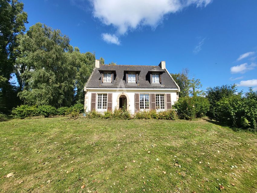 Image Façade à  maison individuelle de Nozay