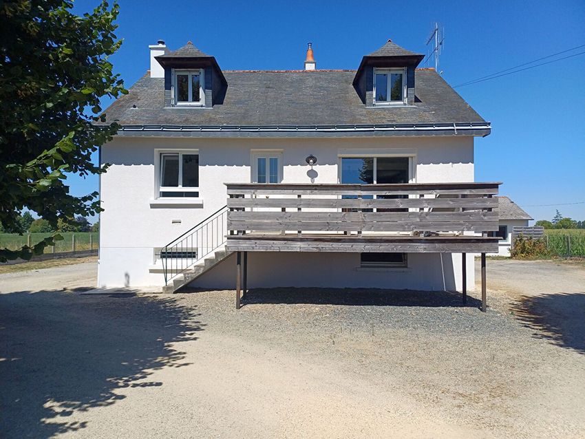 Image Façade à  maison individuelle de Vernantes
