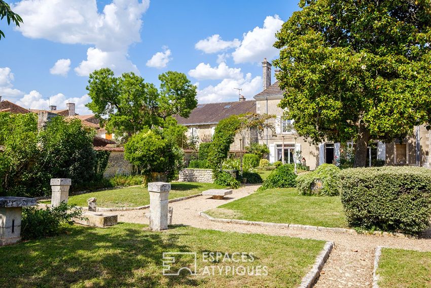 Image Jardin à  maison mitoyenne de Gençay