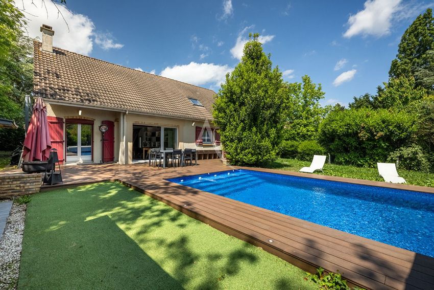 Image Piscine à  maison individuelle de Courdimanche