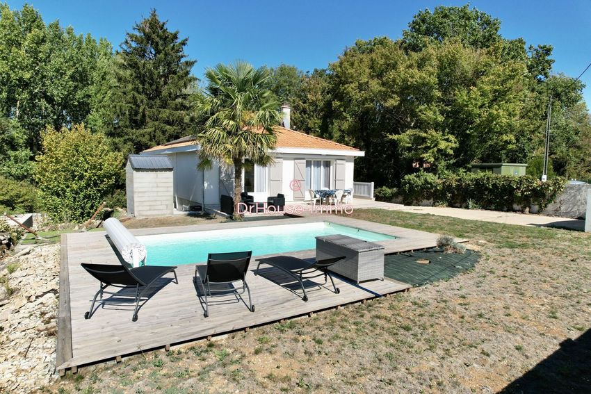 Image Piscine à  villa de Vouillé