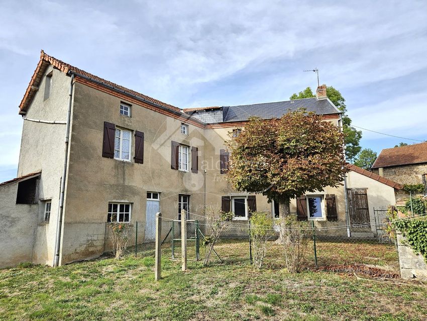 Image Façade à  maison individuelle de Saint-Clément
