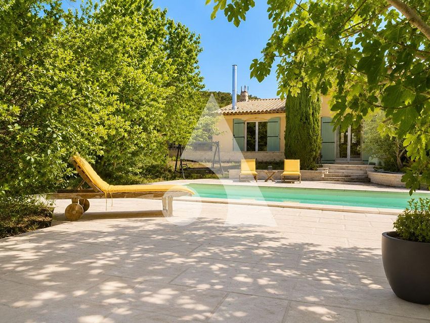 Image Piscine à  maison individuelle de Villelaure
