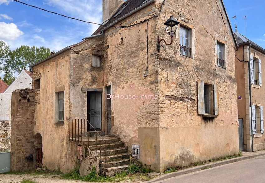 Image Façade à  villa de Asquins
