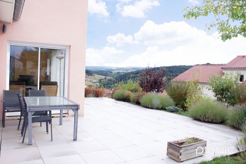 Image Terrasse à  maison individuelle de Langogne