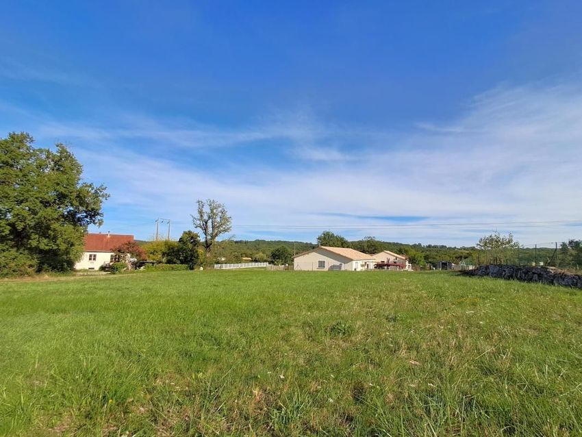 Image de terrain à Saint-Nexans