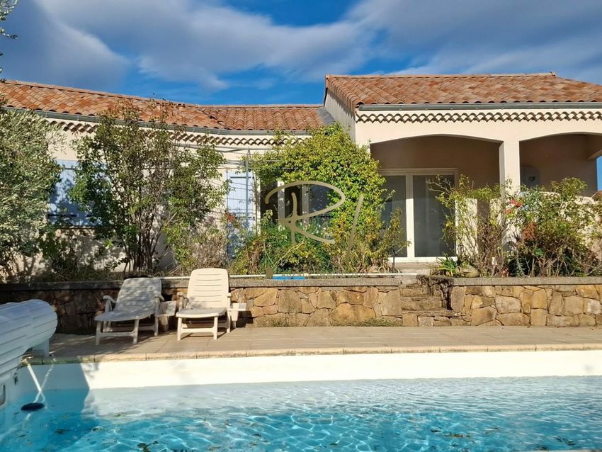 Image Piscine à  maison individuelle de Les Vans