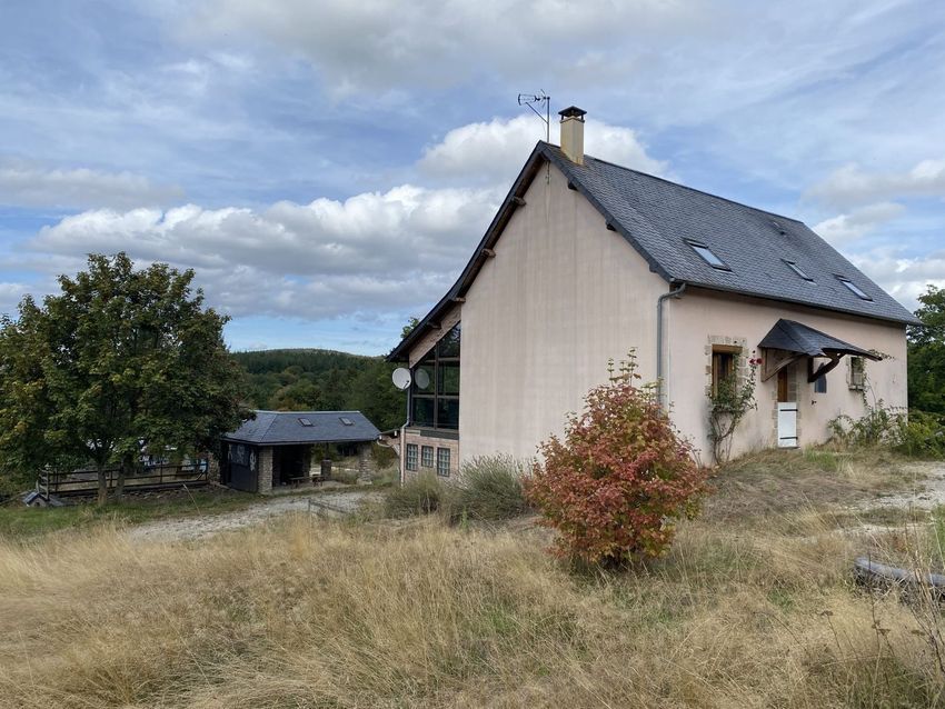 Image Façade à  maison individuelle de Tarnac