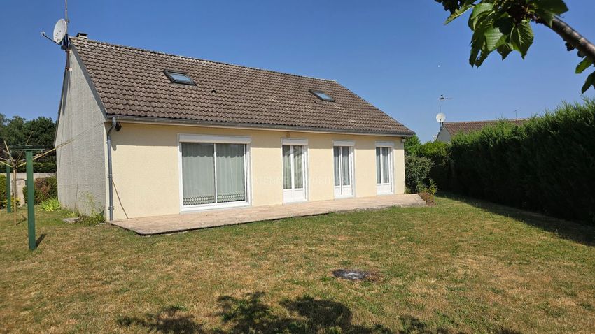 Image Façade à  maison individuelle de Lévignen
