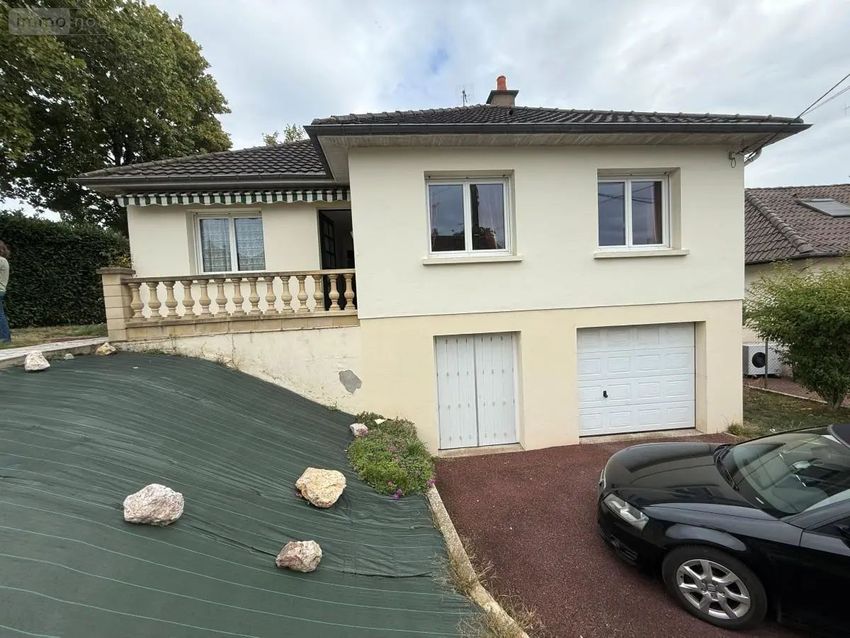 Image Façade à  maison individuelle de Laval