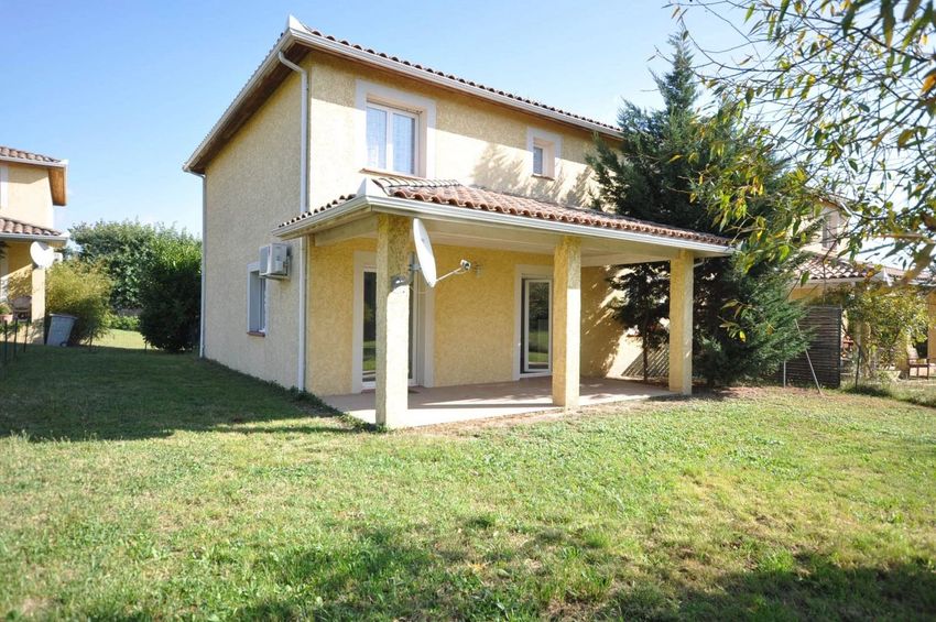 Image Façade à  villa de Colomiers