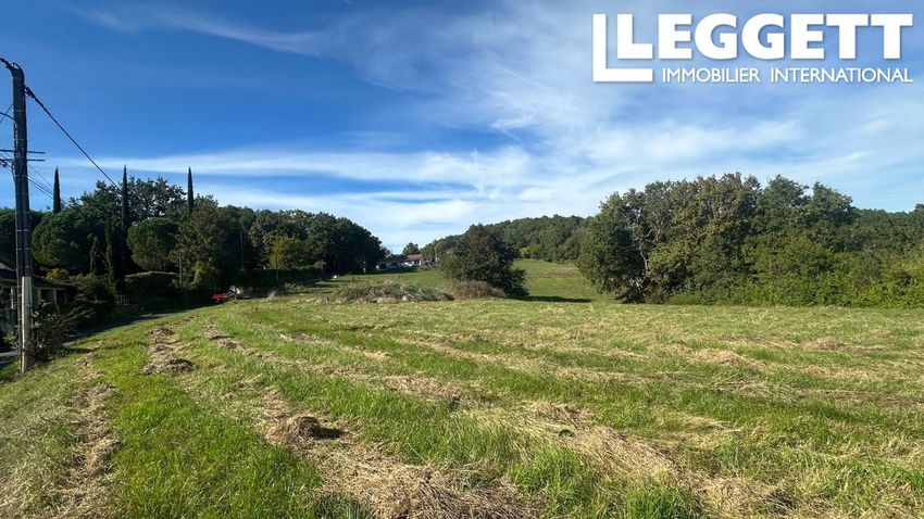 Image de terrain à Puy-l'Évêque