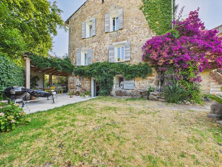 Image Jardin à  maison individuelle de Cauro
