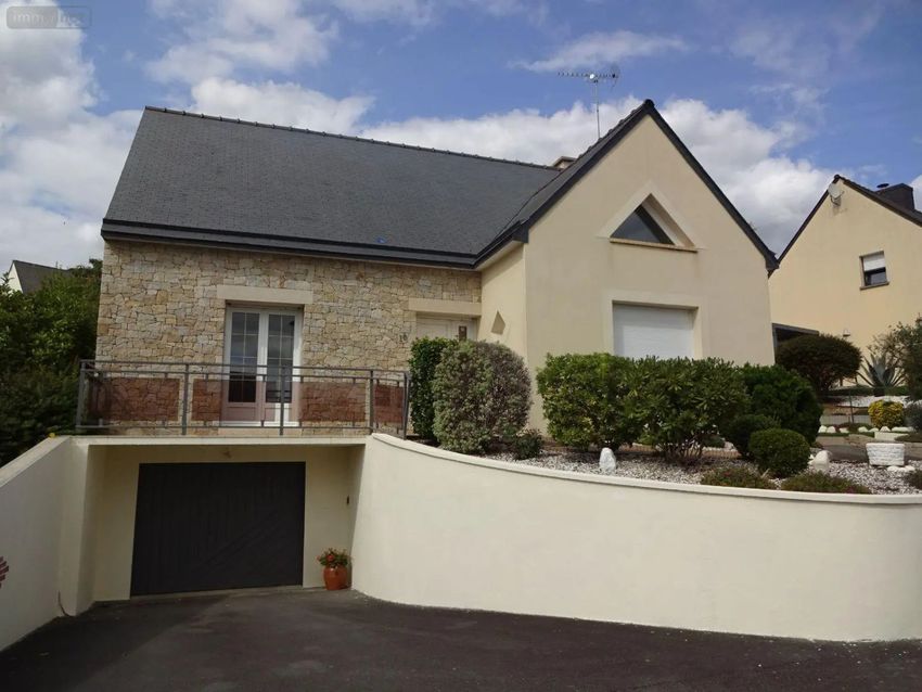 Image Façade à  maison individuelle de Fougères