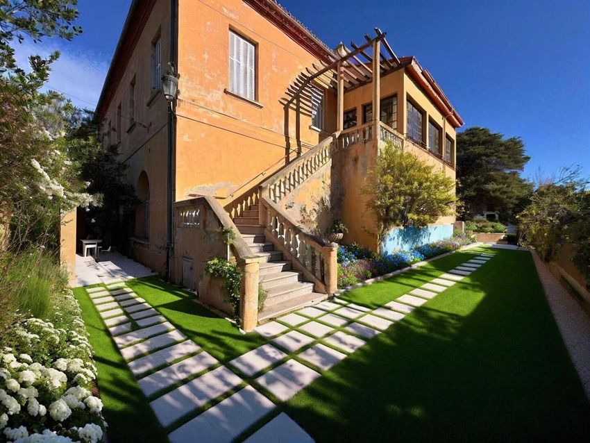 Image Façade à  manoir de L'Île-Rousse
