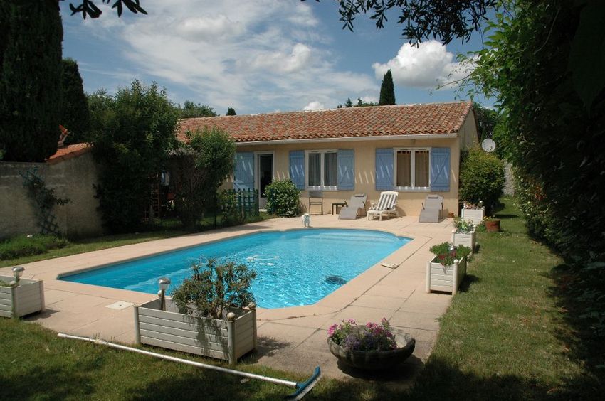 Image Piscine à  maison individuelle de Éguilles