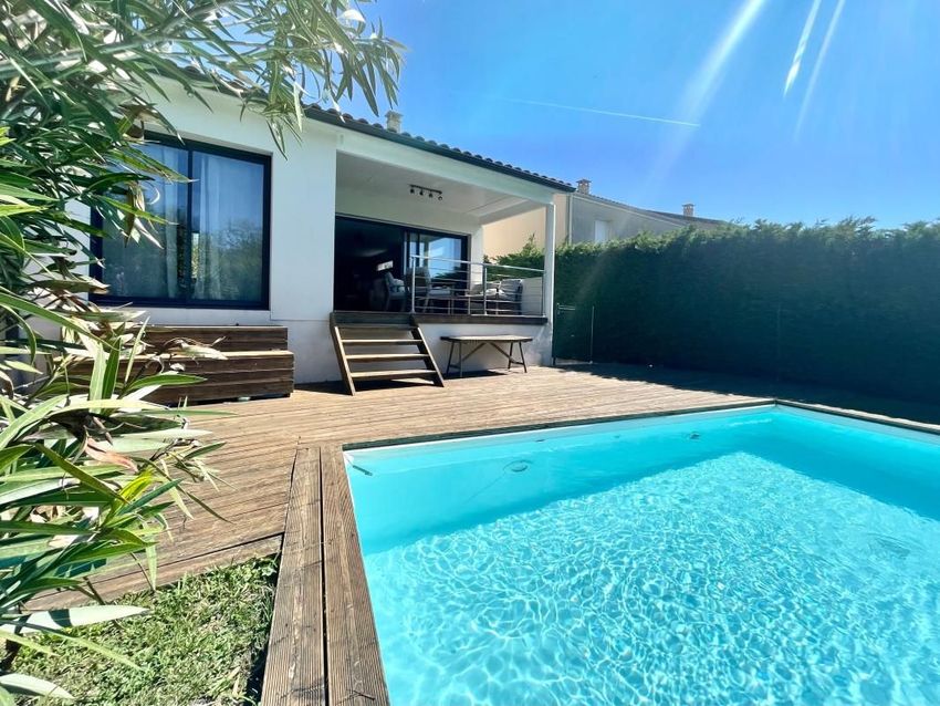 Image Piscine à  maison individuelle de Bassens