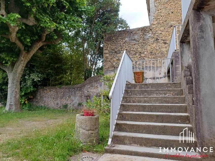 Image Détails à  maison individuelle de Pont-Saint-Esprit