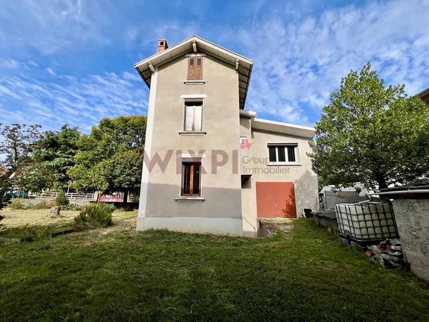 Image Façade à  maison individuelle de Le Champ-près-Froges