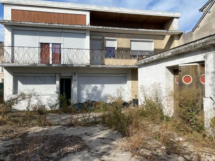 Image Façade à  maison individuelle de Châtillon-sur-Indre