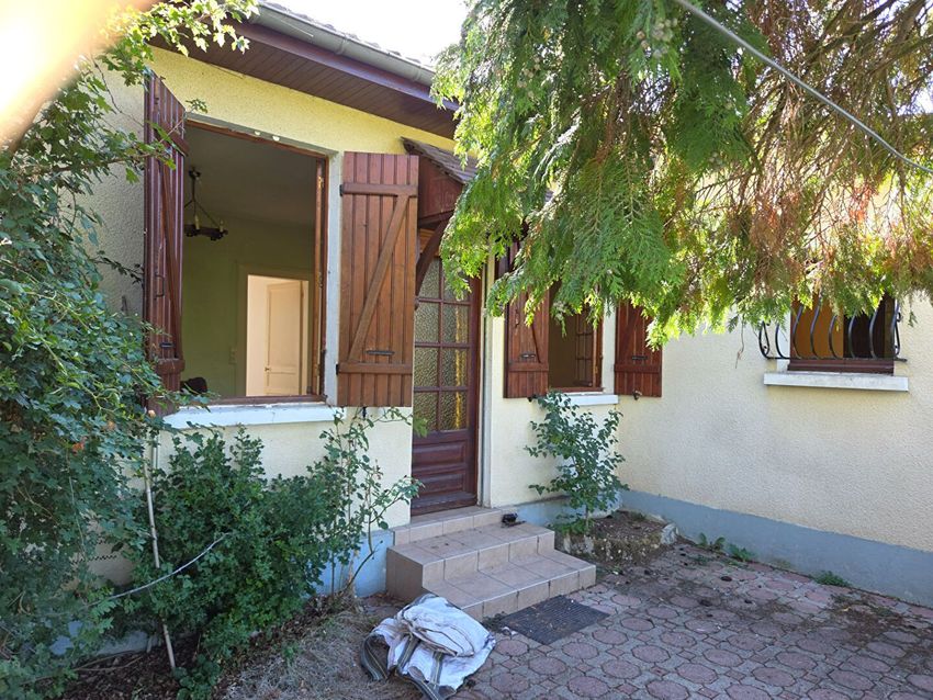 Image Façade à  maison mitoyenne de Imphy