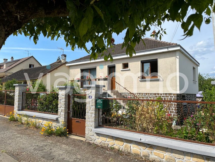 Image Façade à  maison individuelle de Bouloire