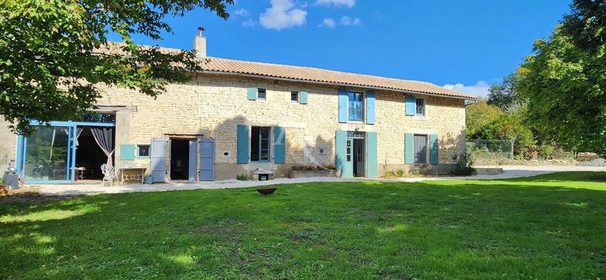 Image Façade à  maison individuelle de Chaunay