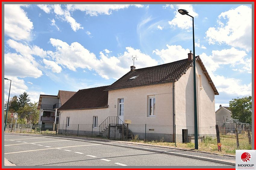 Image Façade à  maison individuelle de Lapalisse