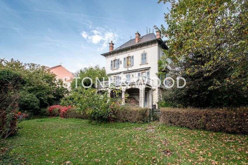 Image Façade à  maison individuelle de Saint-Julien-en-Genevois