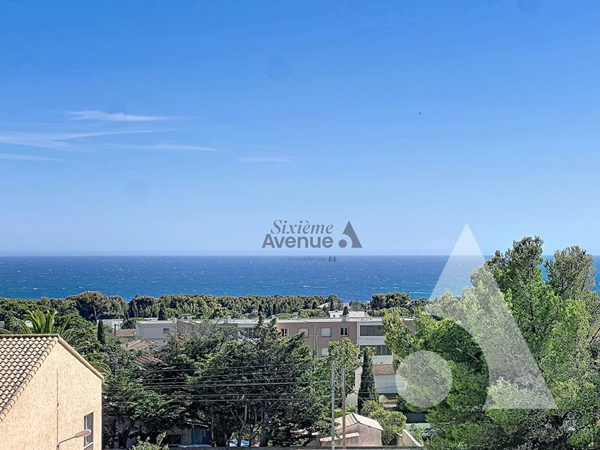 Image Vue à appartement de Bandol