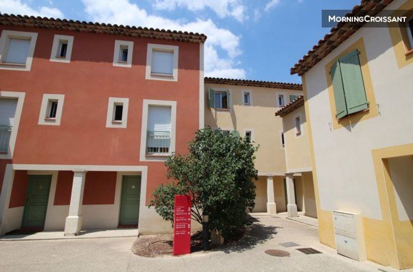 Image Façade à appartement de Rousset