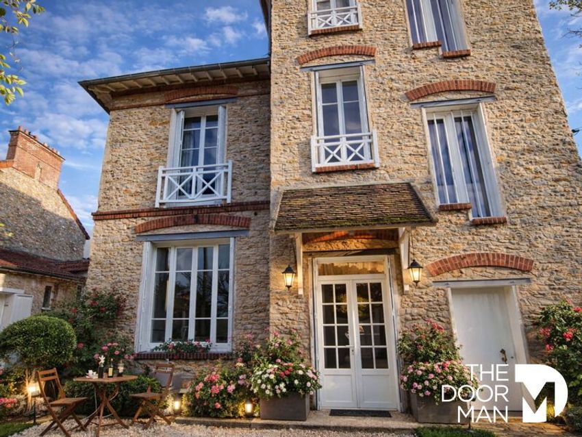Image Façade à  propriété agricole de Rambouillet
