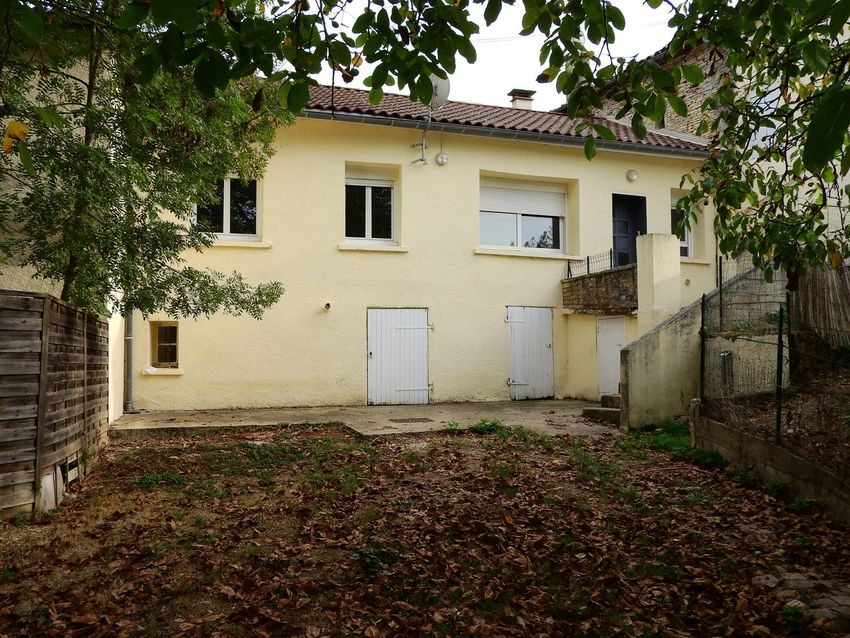 Image Façade à  maison individuelle de Caillac