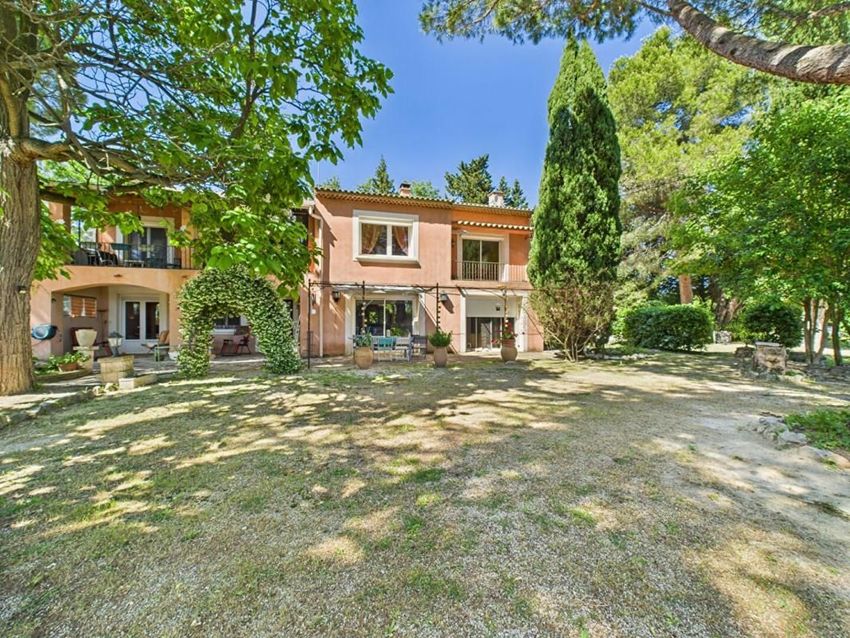 Image Façade à  propriété agricole de Avignon