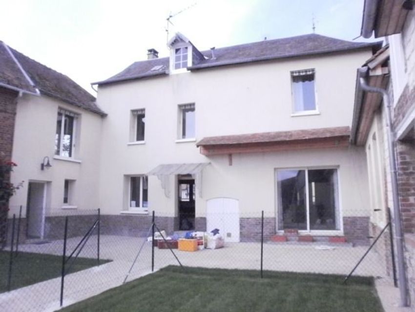 Image Façade à  maison individuelle de Crestot