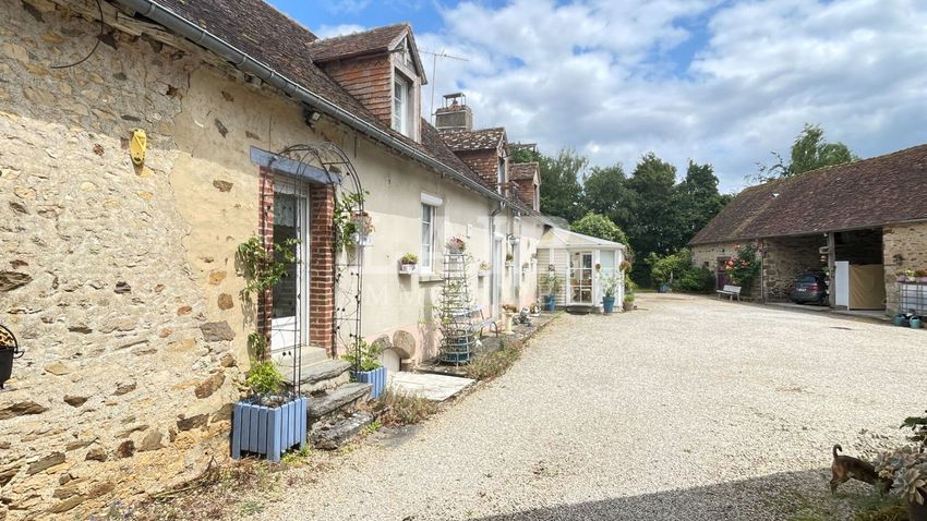 Image Façade à  maison individuelle de Assé-le-Boisne