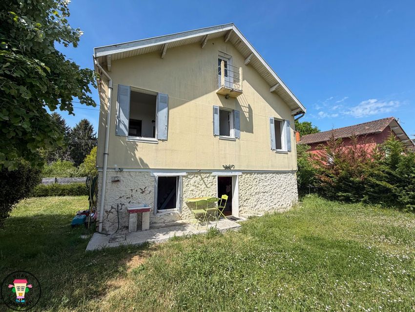 Image Façade à  maison individuelle de Neuvic