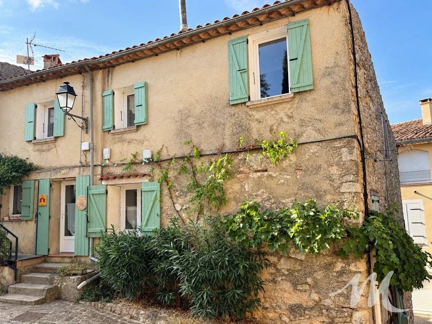 Image Façade à  maison de village de Pontevès