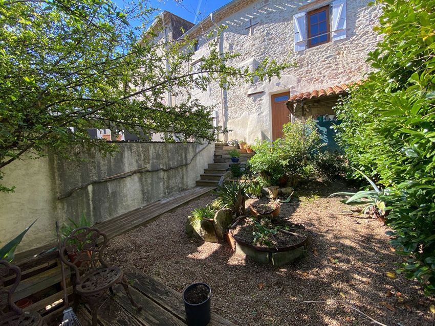 Image Jardin à  maison individuelle de Issel