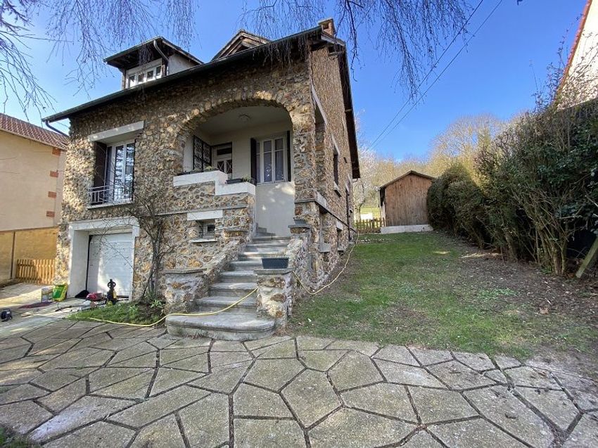 Image Façade à  maison individuelle de Dreux