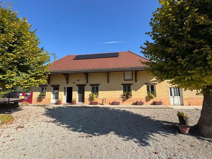 Image Façade à  maison individuelle de Dosnon