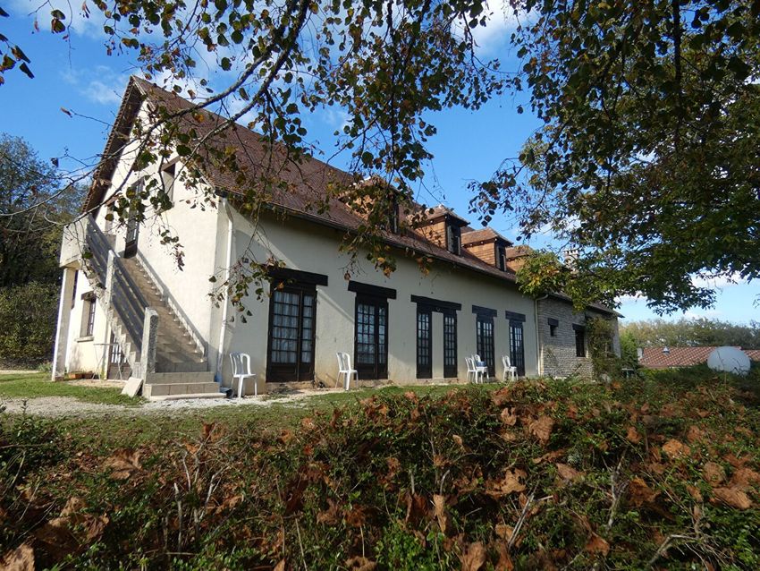 Image Façade à  maison individuelle de Nadaillac