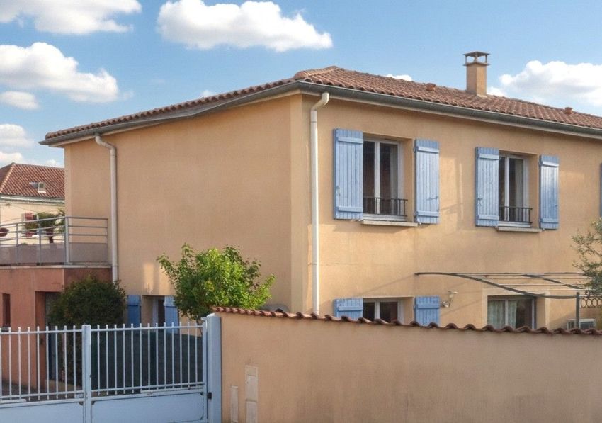 Image Façade à  maison individuelle de Morancé