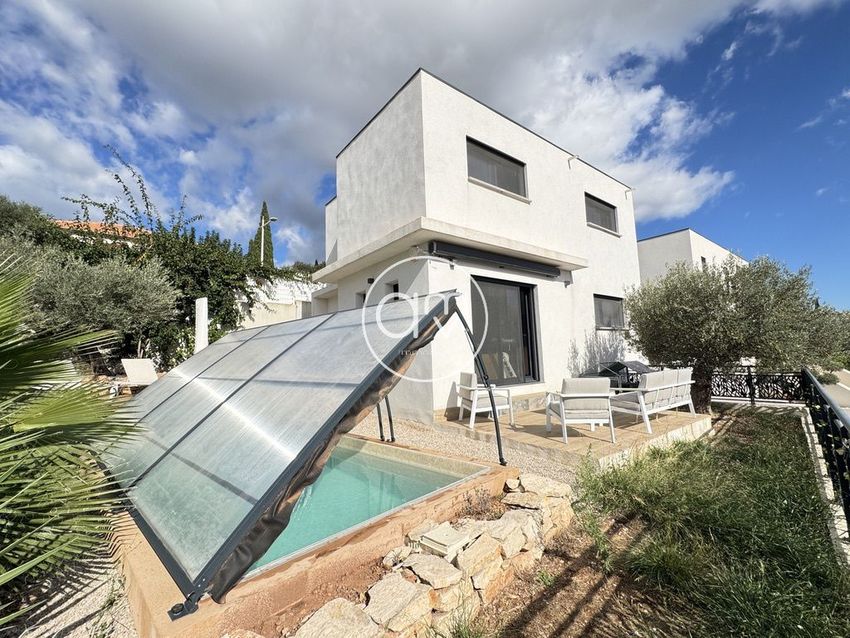 Image Piscine à  maison individuelle de La Garde